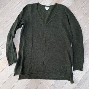 J Crew Olive Green V neck Sweater Women's Size XS Cotton Wool Blend